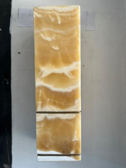 Vertical Alabaster Wall Sconce – Handmade Natural Stone Wall Light