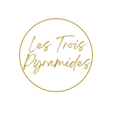 LES TROIS PYRAMIDES LOGO