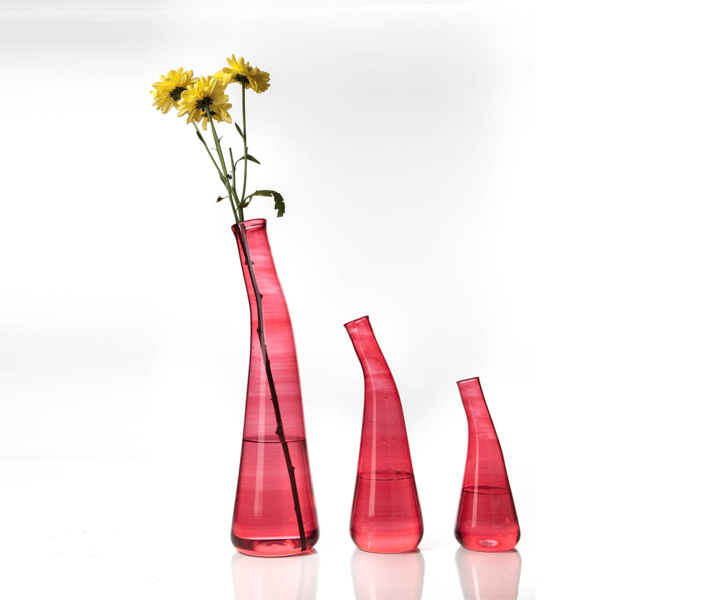 Set of 3 red Art Deco Vases , Hand blown Glassware , Blown glass vases , vintage glass vase , colored glass vases , vase for flowers