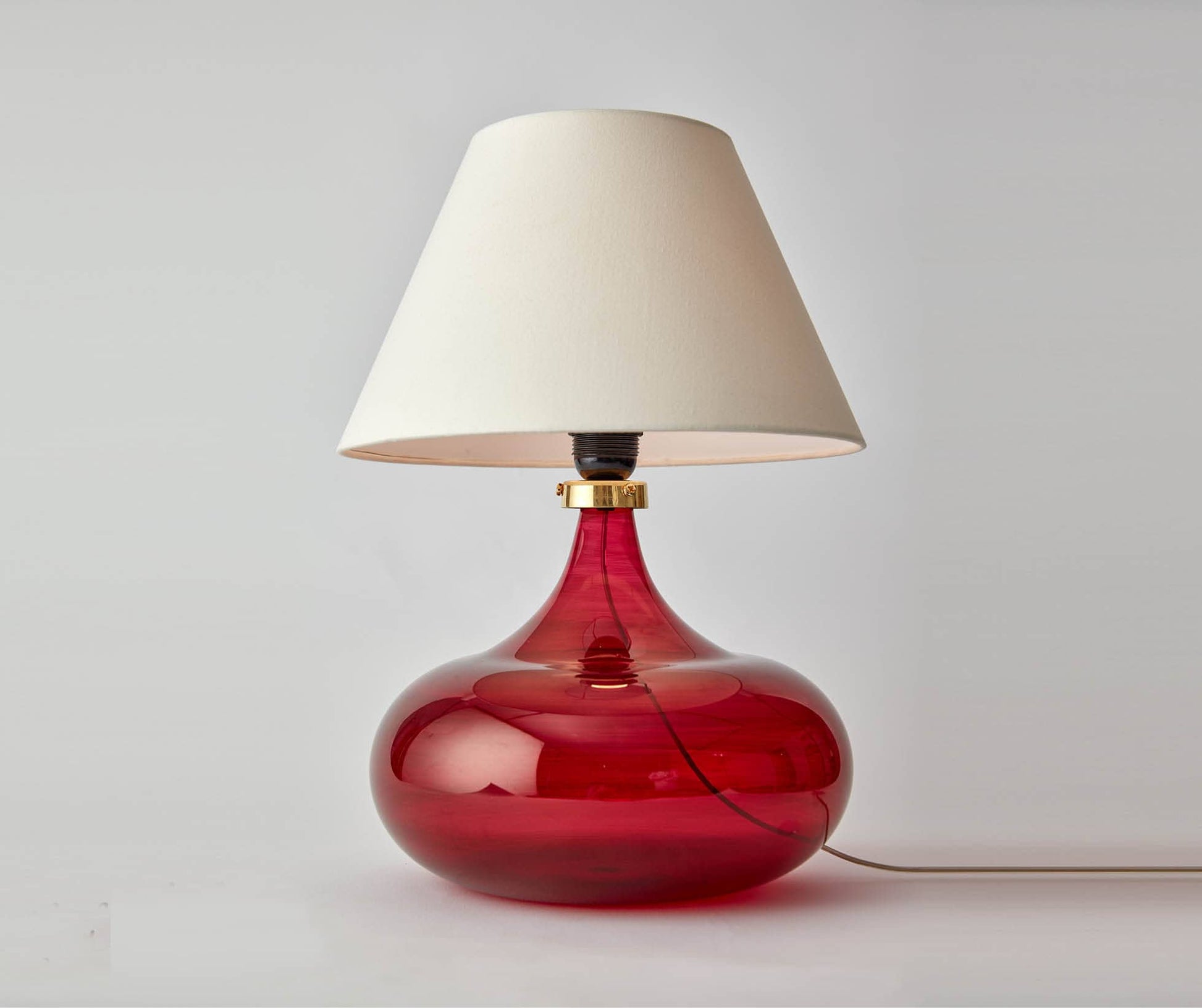 Handmade Concave Circle Red Hued Table Lamp - Les Trois Pyramides