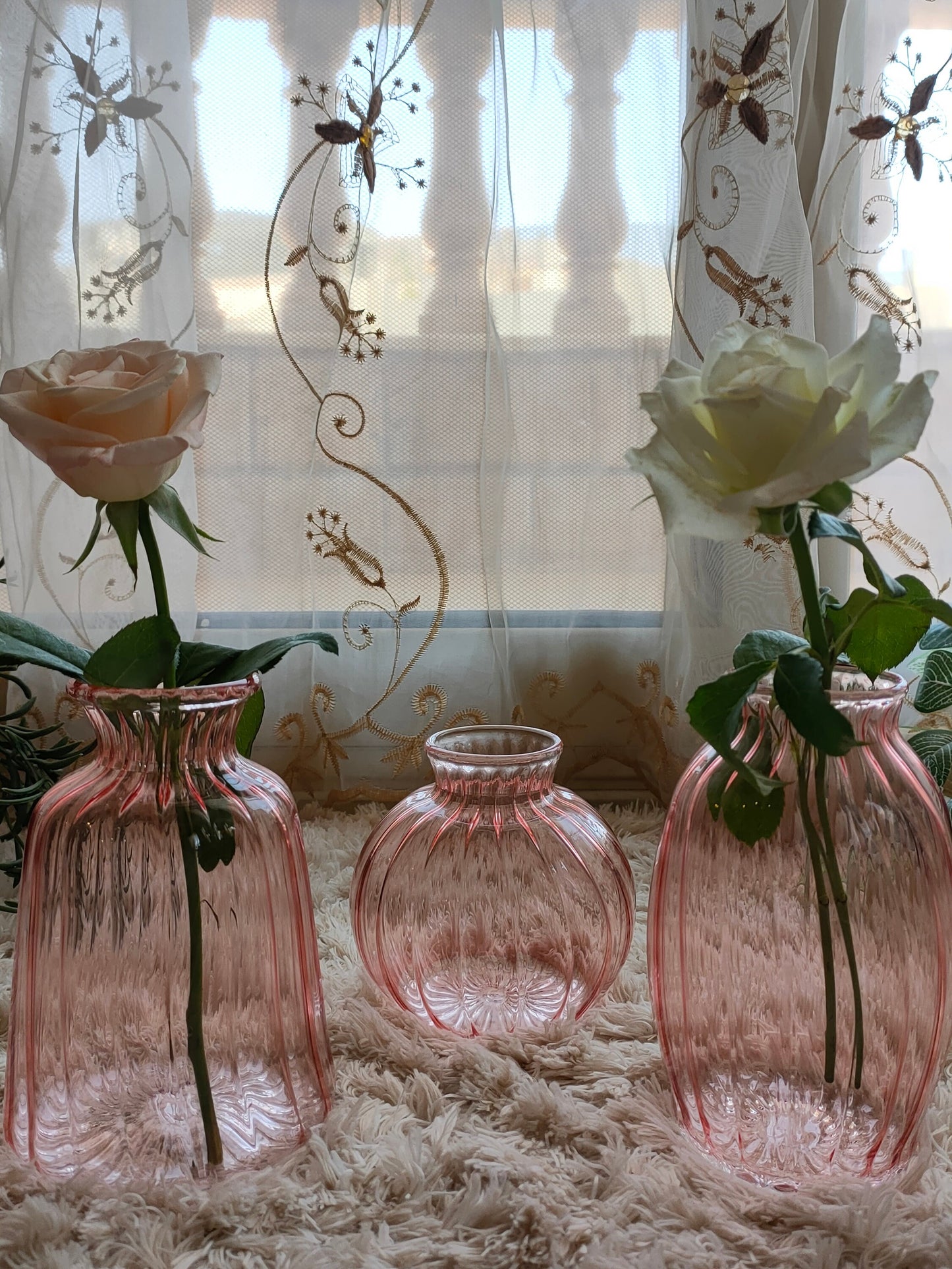 La vie en rose Art Deco Vase , Hand blown Glassware , Blown glass vases , Ribbed glass vase , colored glass vases , vase for flowers