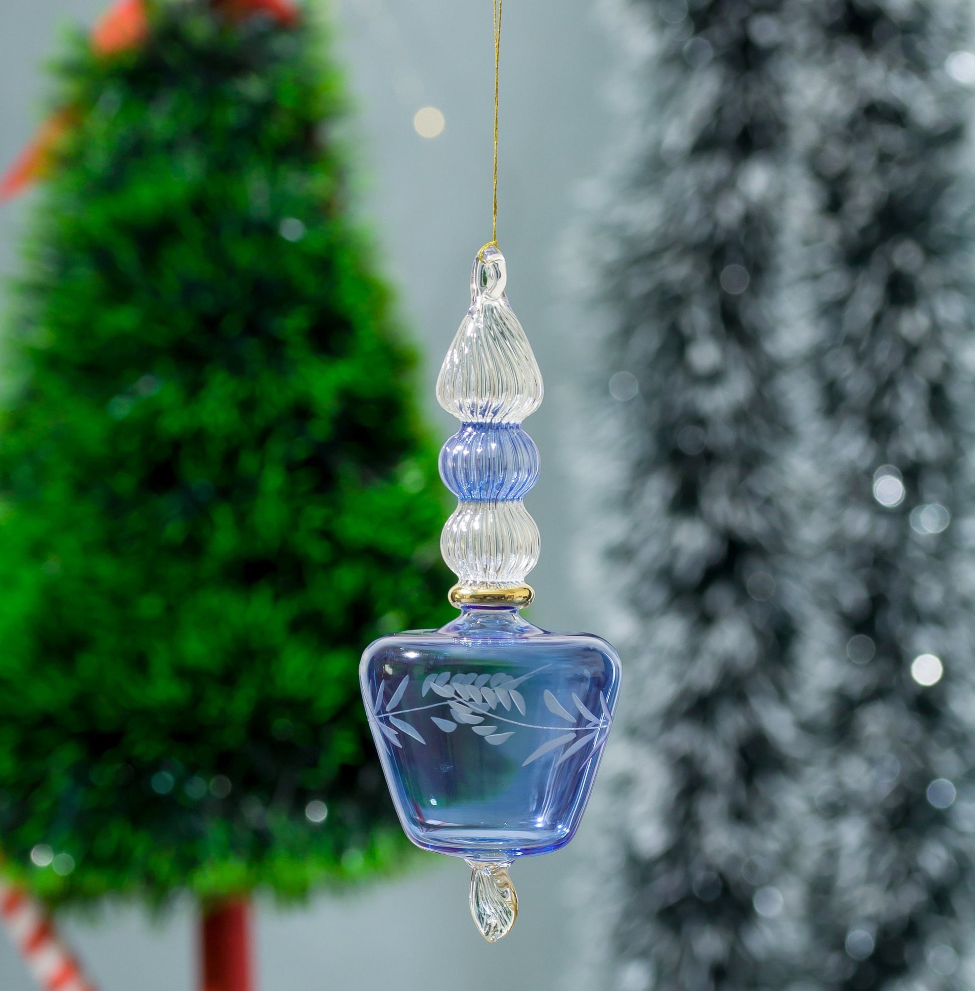 Clear And Blue Tree Topper Ornament - Les Trois Pyramides