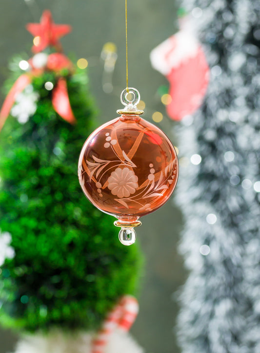 Hand-Blown Red Glass Christmas Ornament – Engraved Floral Design for Elegant Holiday Decor | Les Trois Pyramides