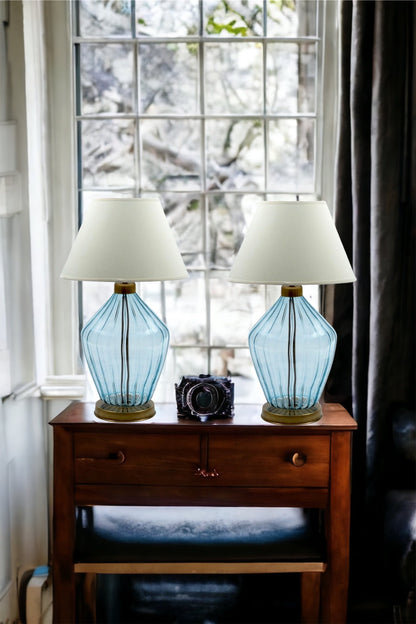 Set of Two Table Lamps - Les Trois Pyramides